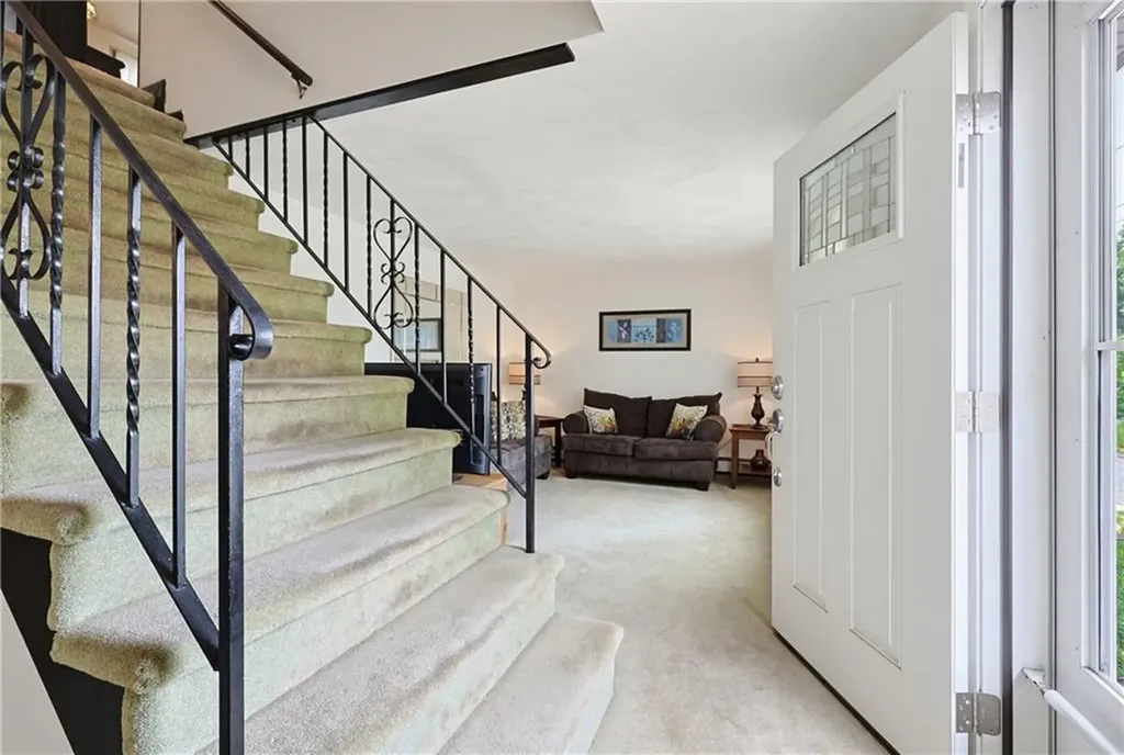 11 Lynde Street Providence RI 02908