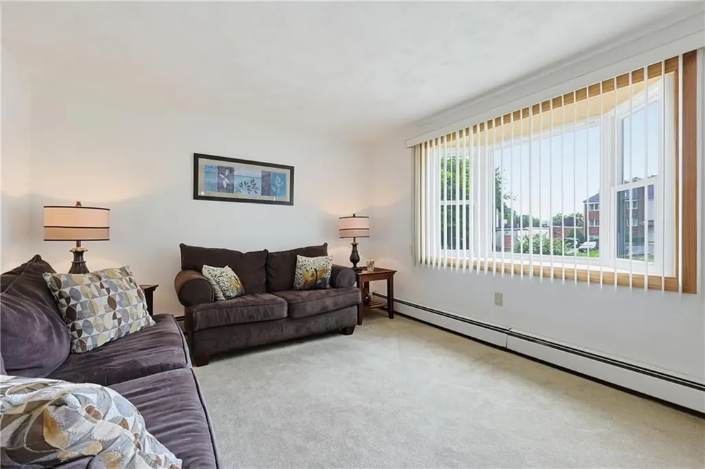 11 Lynde Street Providence RI 02908
