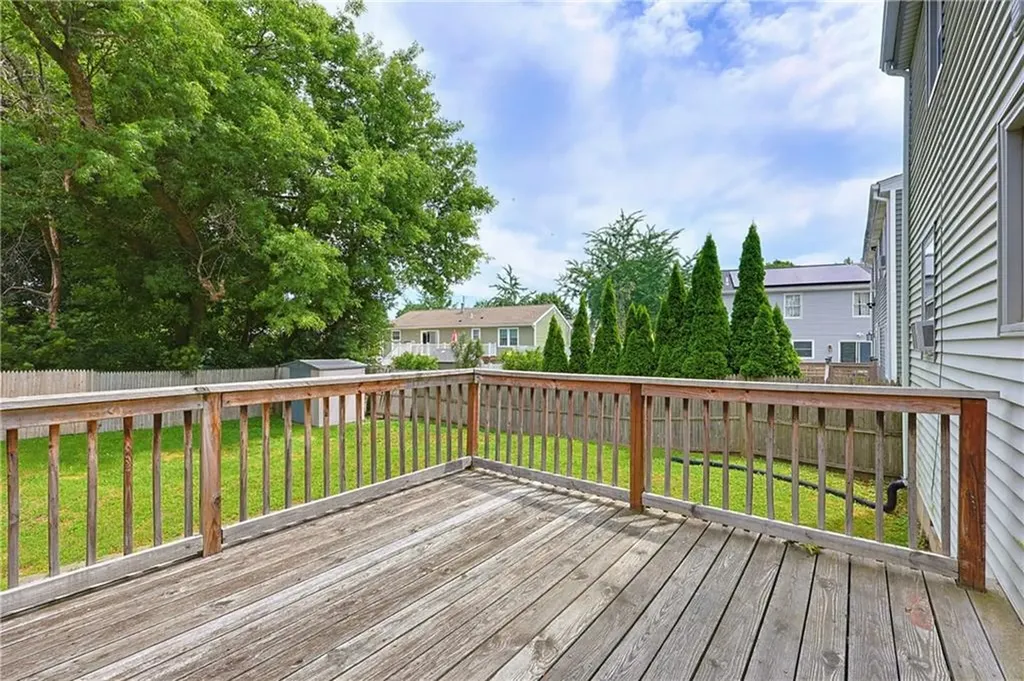 11 Lynde Street Providence RI 02908