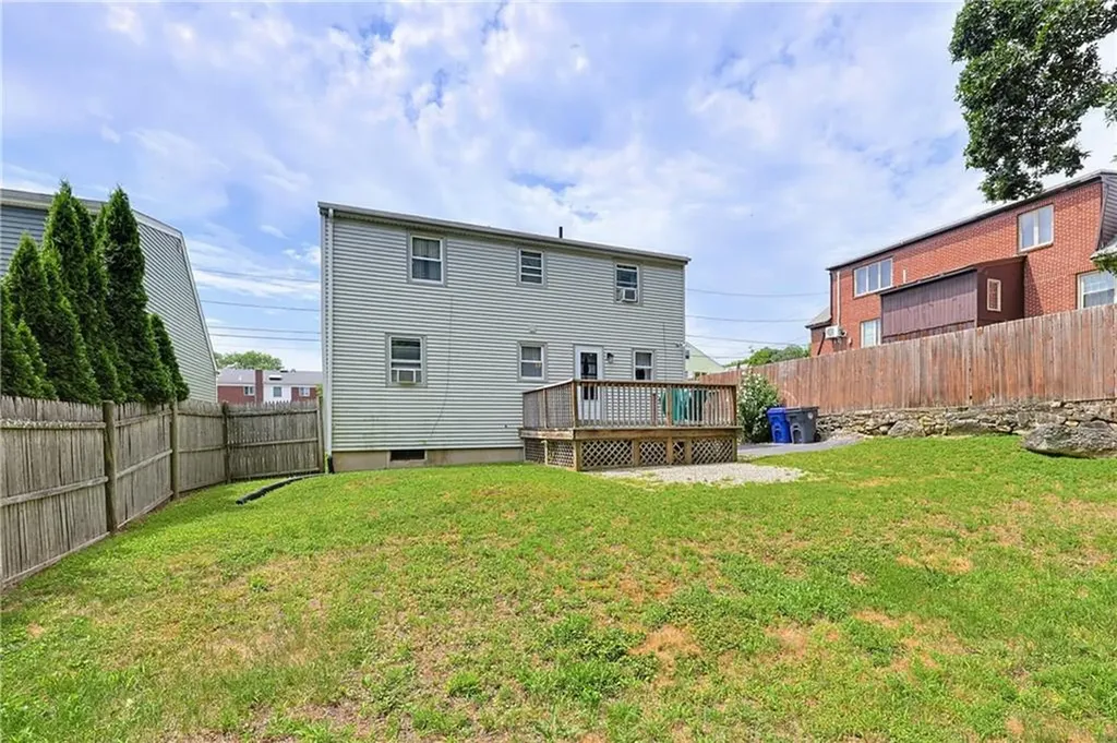 11 Lynde Street Providence RI 02908
