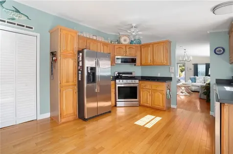 9 Mockingbird Lane Tiverton RI 02878