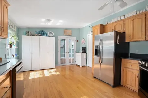 9 Mockingbird Lane Tiverton RI 02878