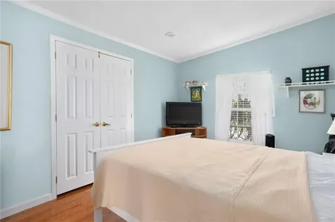 9 Mockingbird Lane Tiverton RI 02878