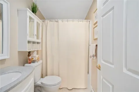 9 Mockingbird Lane Tiverton RI 02878