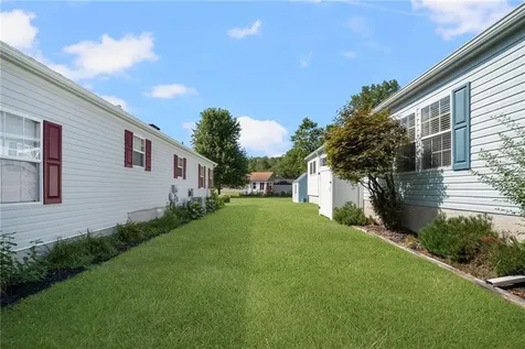9 Mockingbird Lane Tiverton RI 02878