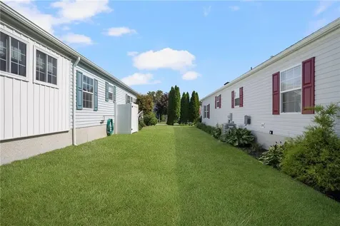 9 Mockingbird Lane Tiverton RI 02878