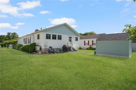 9 Mockingbird Lane Tiverton RI 02878