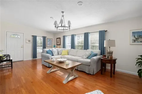 9 Mockingbird Lane Tiverton RI 02878