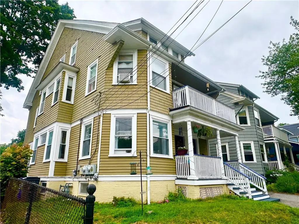 55 57 Methyl Street Providence RI 02906