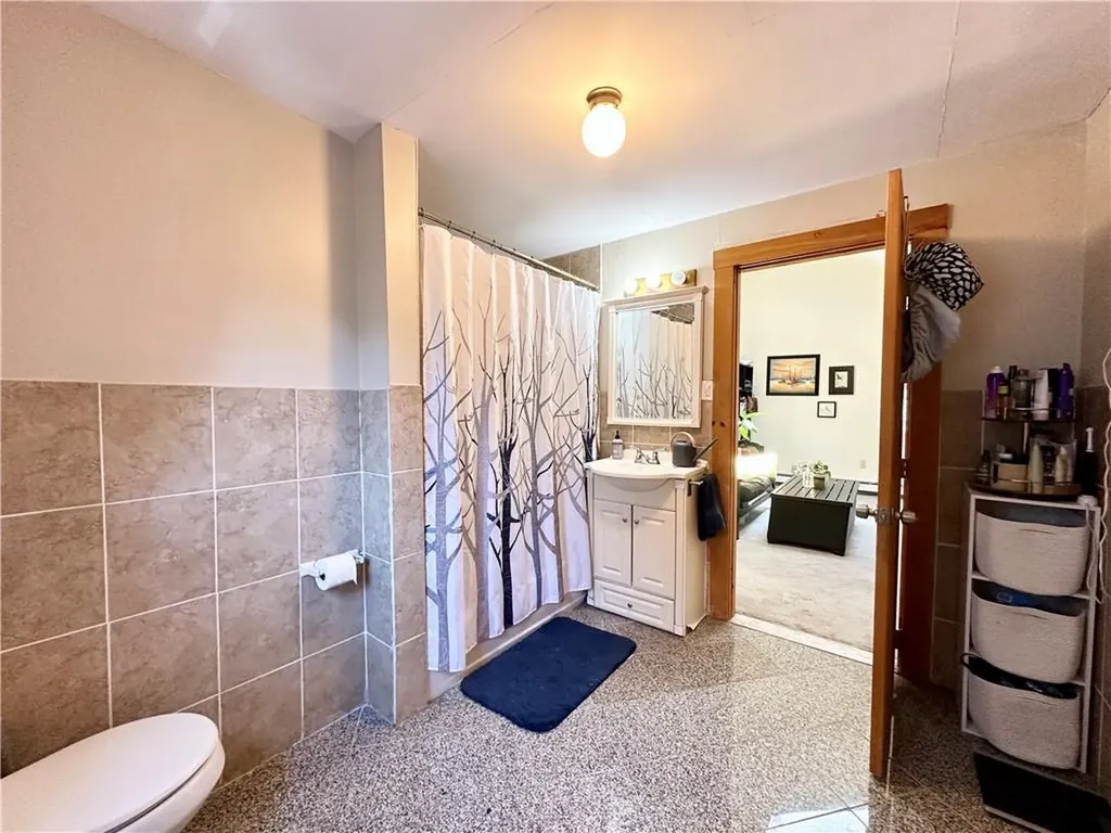 55 57 Methyl Street Providence RI 02906