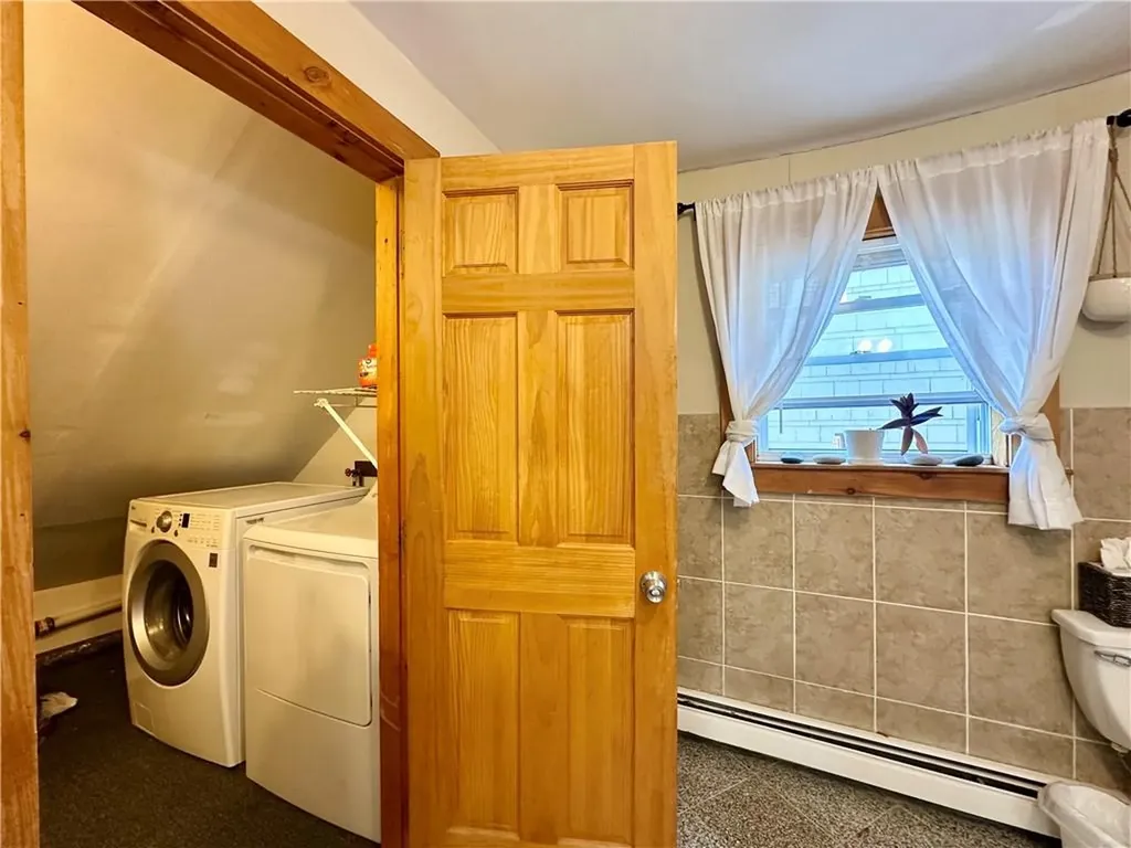 55 57 Methyl Street Providence RI 02906