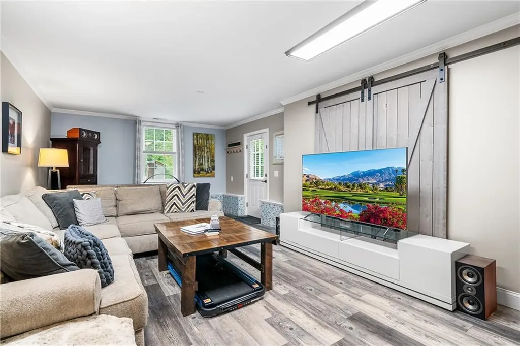 51 Paine Road Foster RI 02825