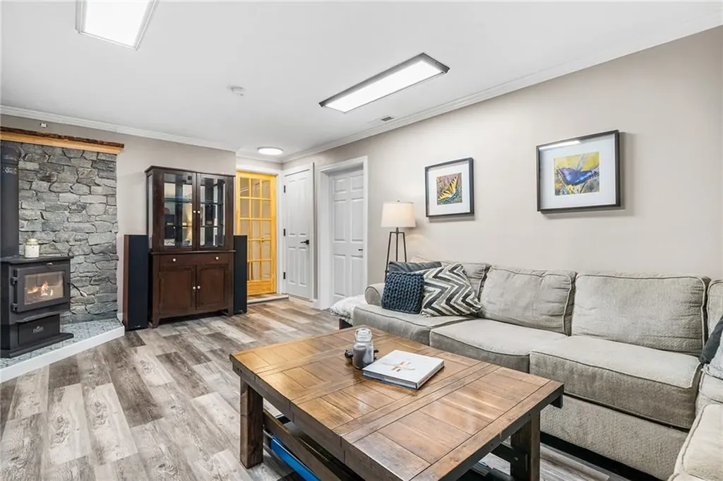 51 Paine Road Foster RI 02825