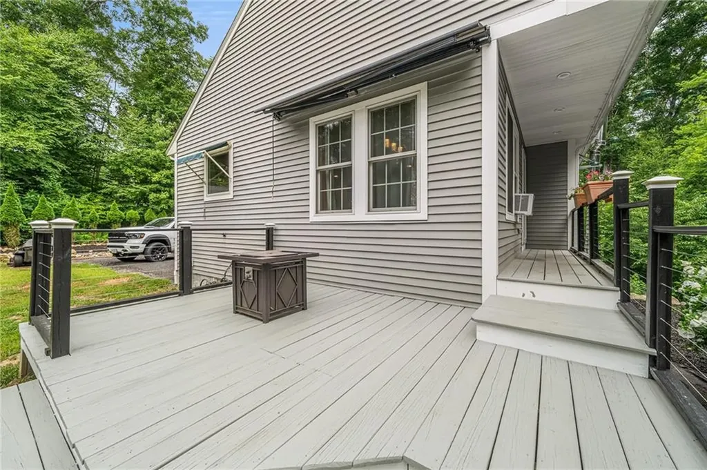 51 Paine Road Foster RI 02825