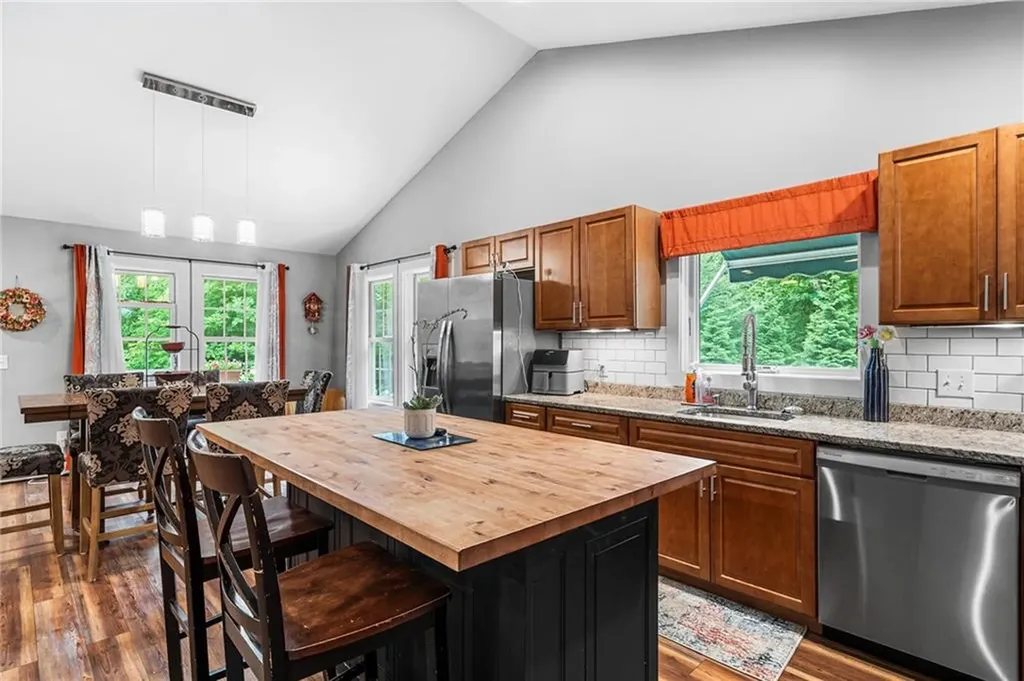 51 Paine Road Foster RI 02825