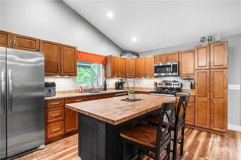 51 Paine Road Foster RI 02825