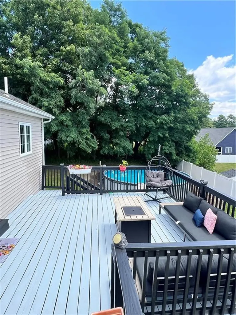 70 Fieldside Drive Woonsocket RI 02895