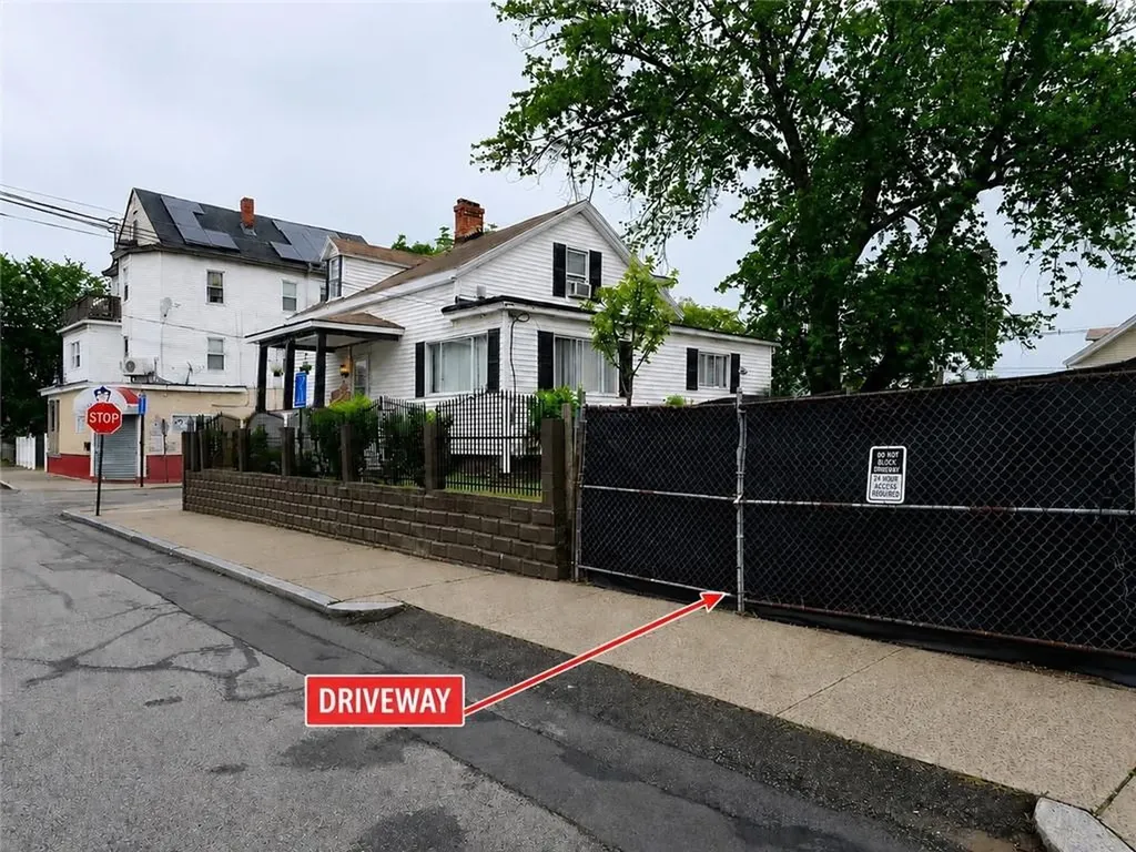 166 Gallup Street Providence RI 02908
