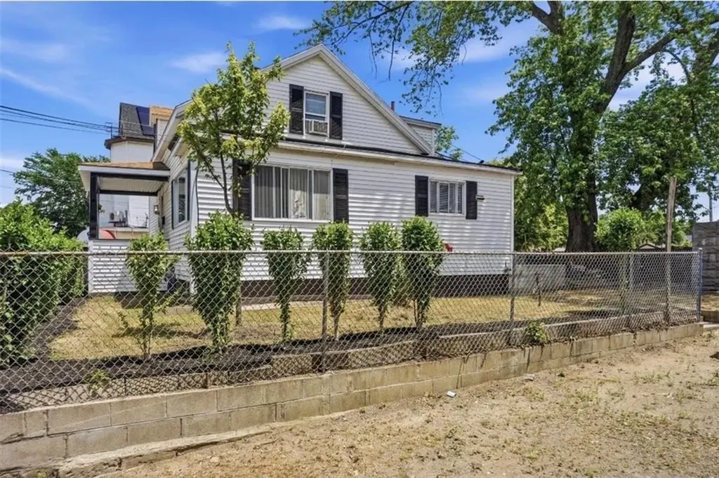 166 Gallup Street Providence RI 02908