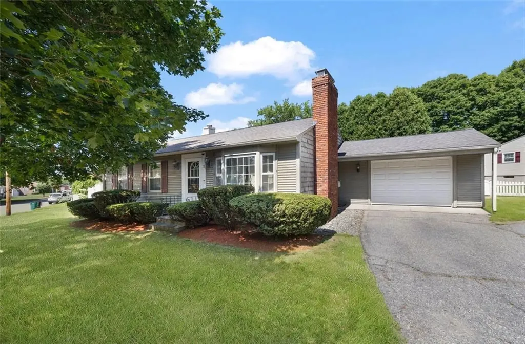 5 Halsey Road Woonsocket RI 02895