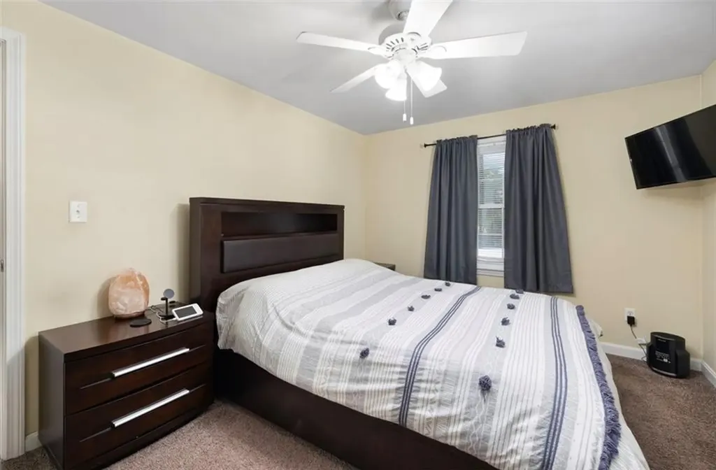 5 Halsey Road Woonsocket RI 02895