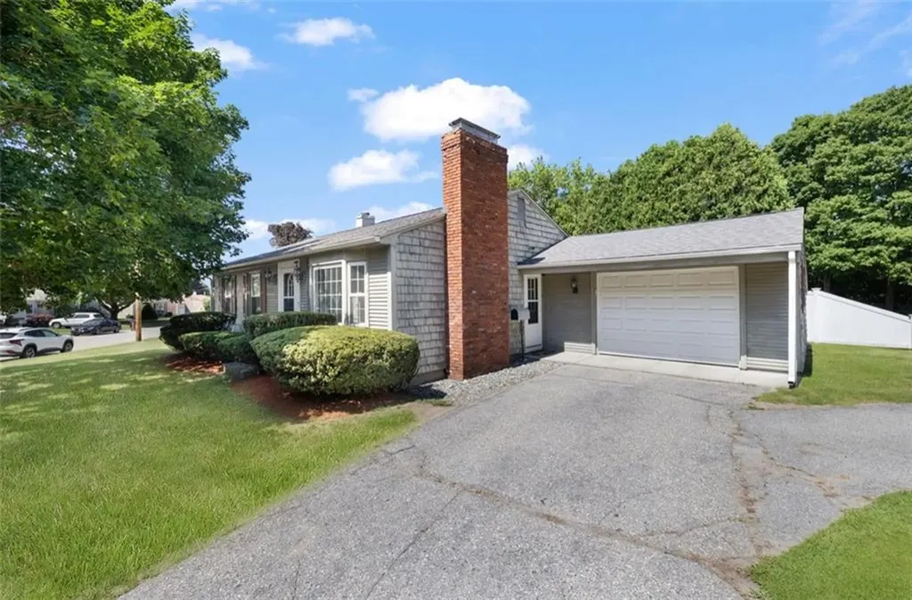 5 Halsey Road Woonsocket RI 02895