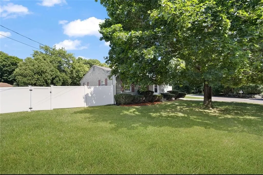 5 Halsey Road Woonsocket RI 02895