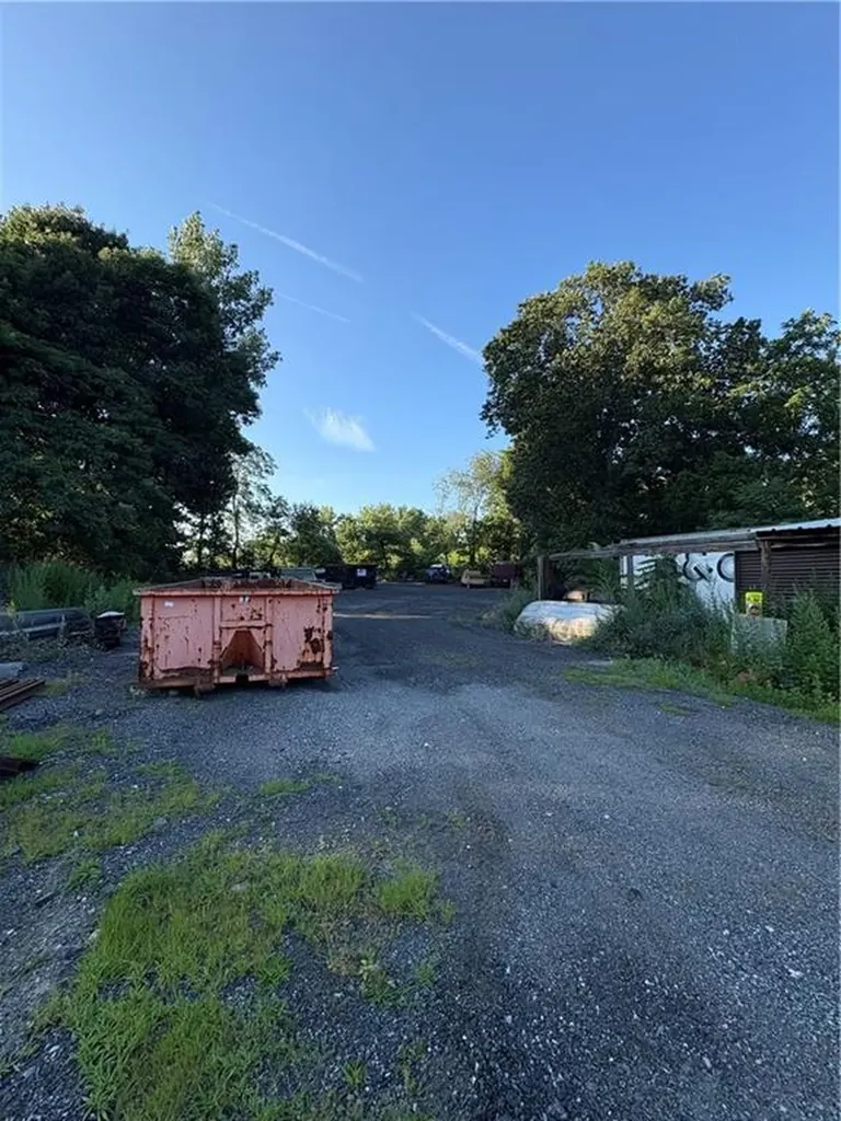 92 Irons Avenue Johnston RI 02919