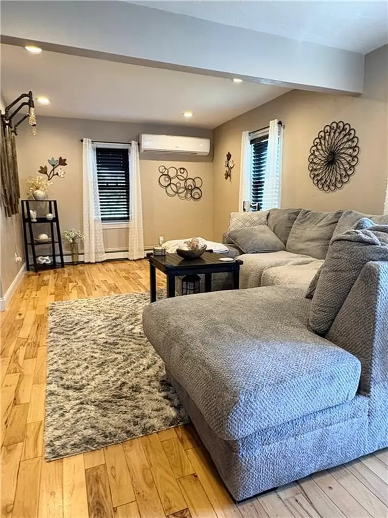 92 Irons Avenue Johnston RI 02919