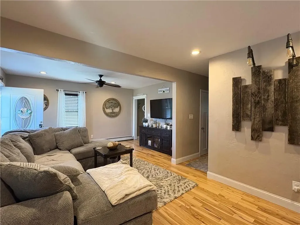 92 Irons Avenue Johnston RI 02919
