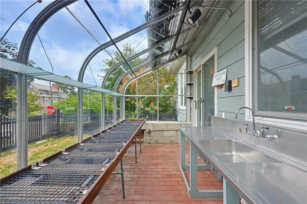 387 Wayland Avenue Providence RI 02906
