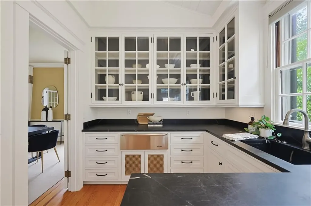 387 Wayland Avenue Providence RI 02906