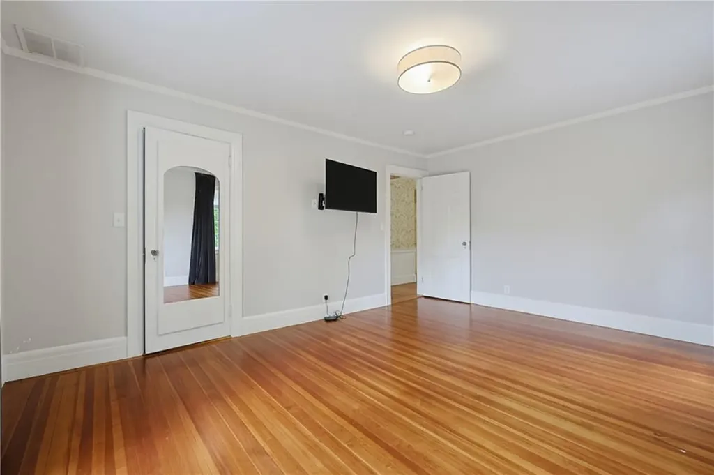 387 Wayland Avenue Providence RI 02906