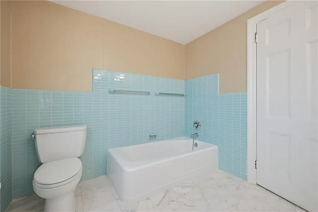 387 Wayland Avenue Providence RI 02906