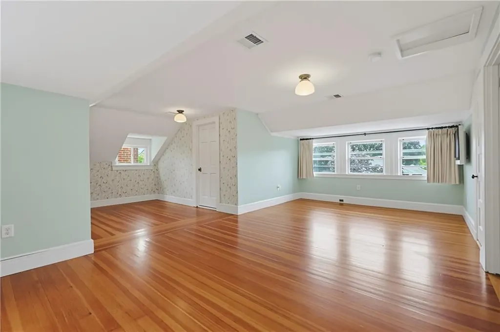 387 Wayland Avenue Providence RI 02906