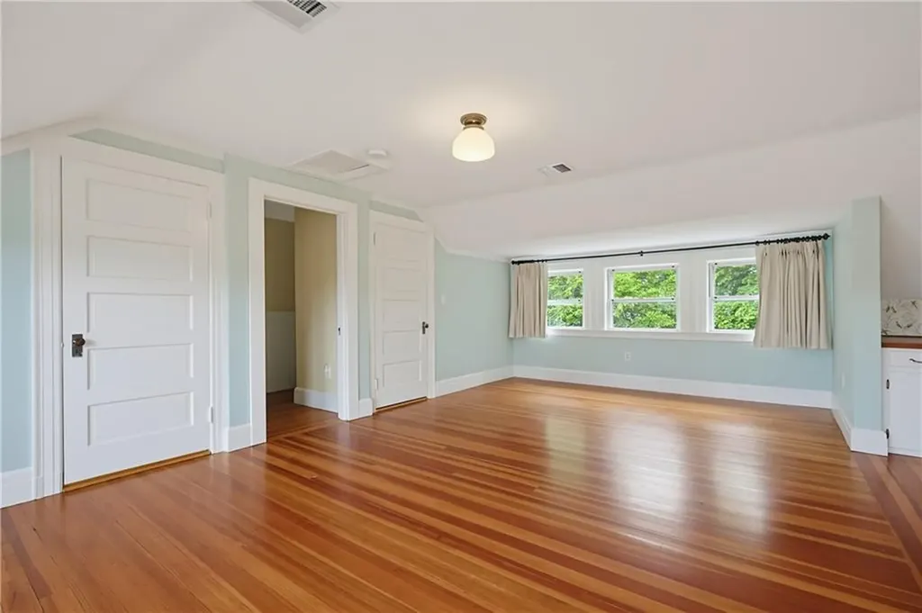 387 Wayland Avenue Providence RI 02906