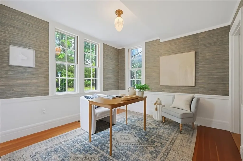 387 Wayland Avenue Providence RI 02906