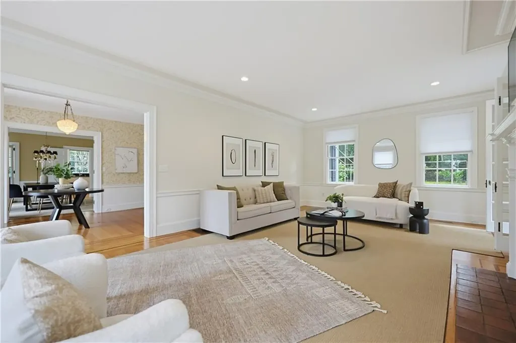 387 Wayland Avenue Providence RI 02906