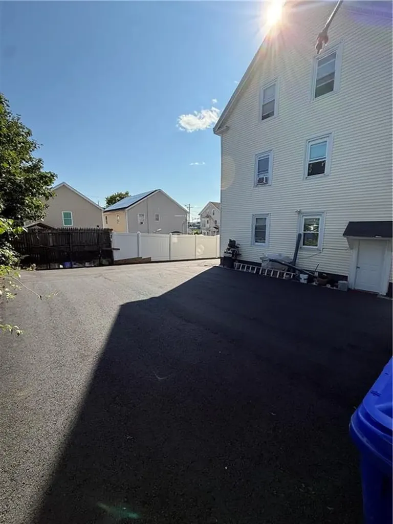 42 Calder Street Providence RI 02907
