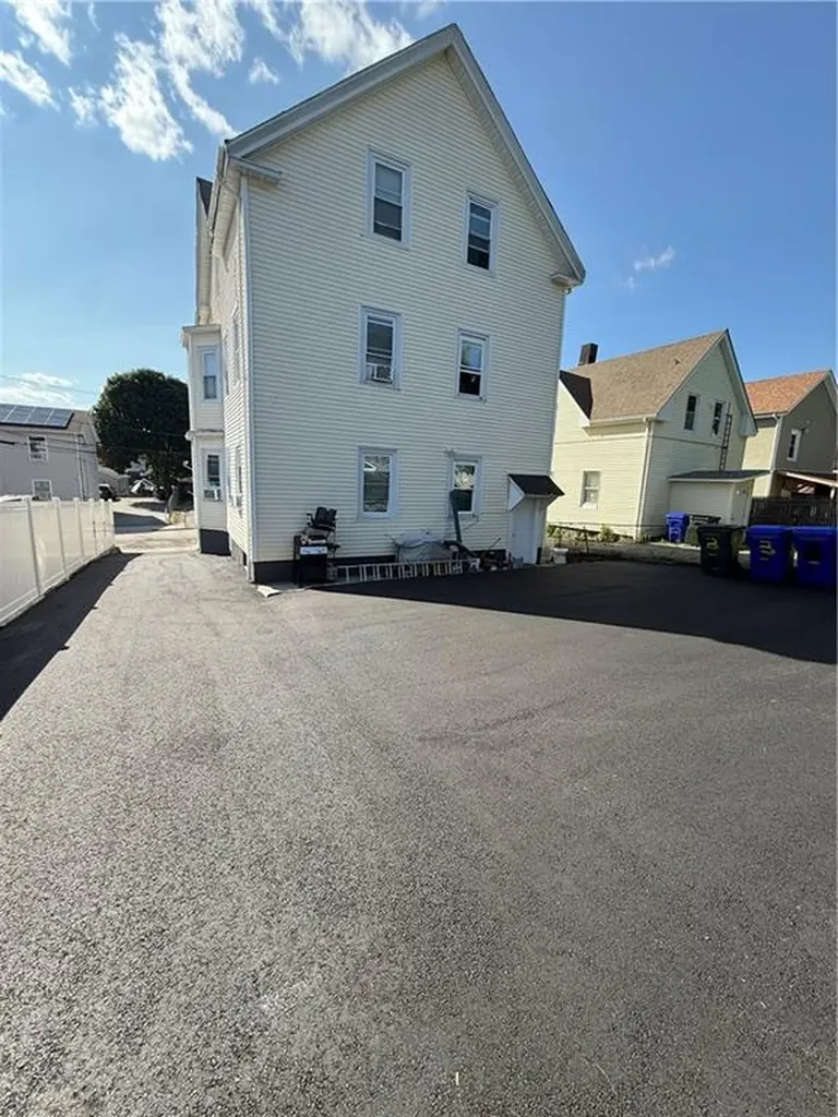 42 Calder Street Providence RI 02907