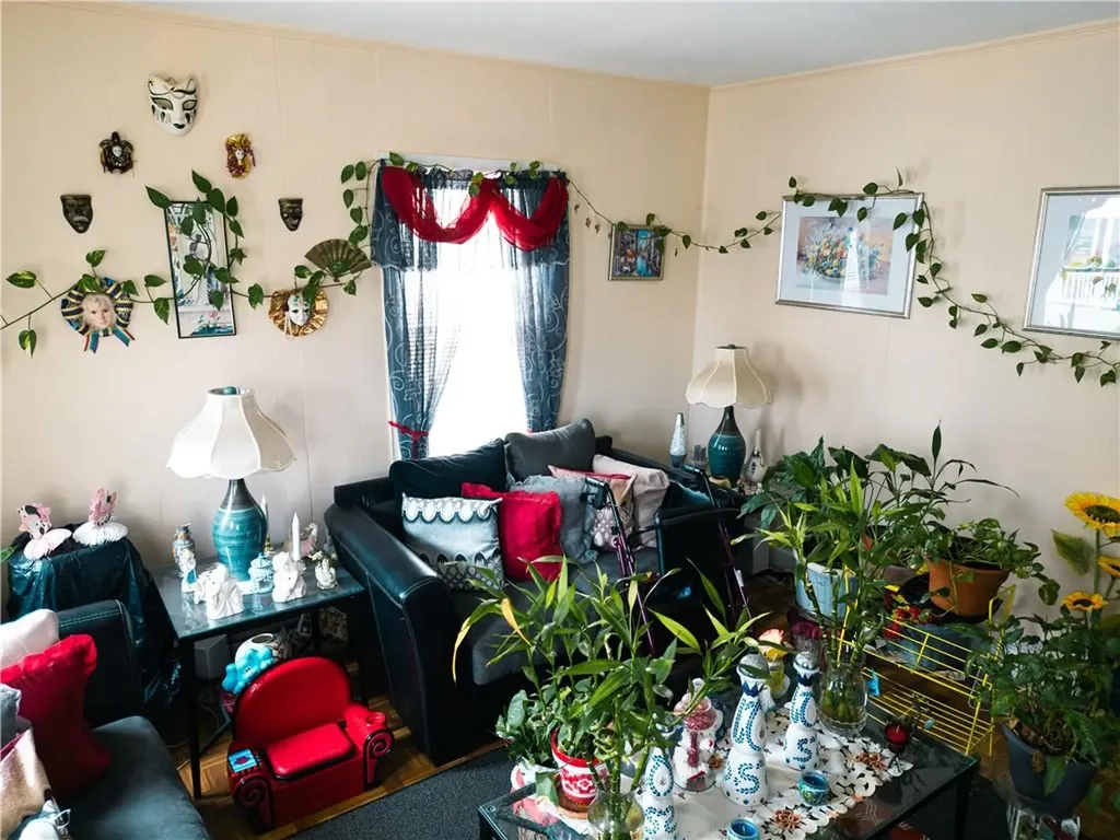 42 Calder Street Providence RI 02907