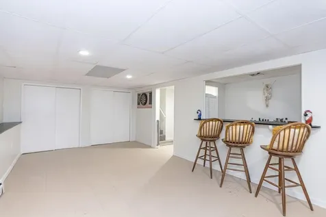 49 Evergreen Drive Portsmouth RI 02871