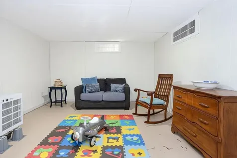 49 Evergreen Drive Portsmouth RI 02871