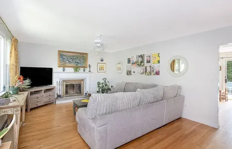 49 Evergreen Drive Portsmouth RI 02871