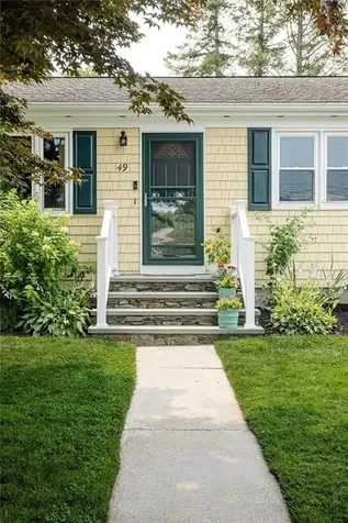 49 Evergreen Drive Portsmouth RI 02871