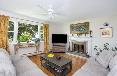49 Evergreen Drive Portsmouth RI 02871
