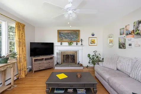 49 Evergreen Drive Portsmouth RI 02871