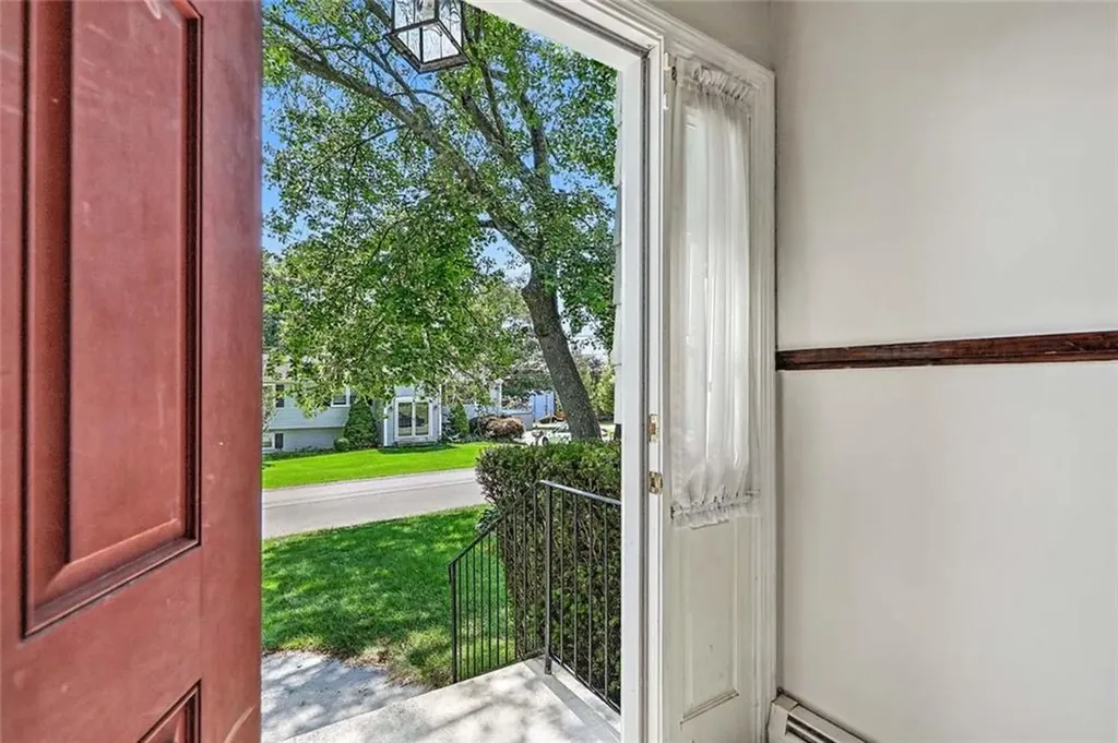 5 Tiffany Drive Cumberland RI 02864
