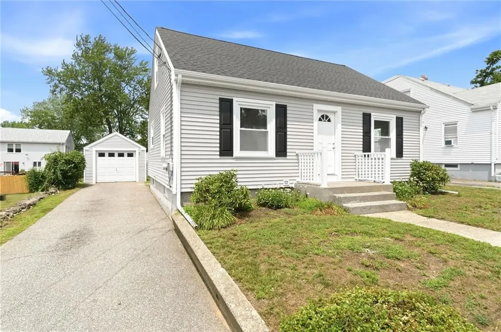 27 Norman Street Cumberland RI 02864