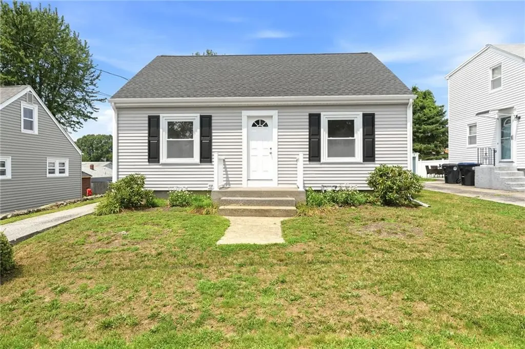 27 Norman Street Cumberland RI 02864